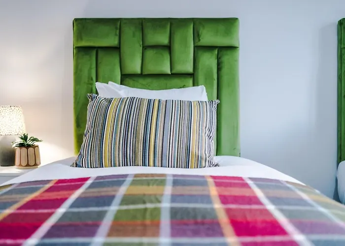 Westwood Lodge Serviced Apartment