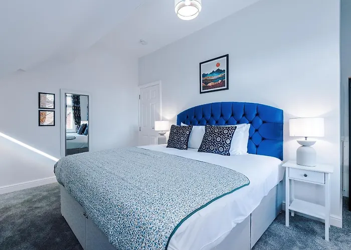 Westwood Lodge Serviced Apartment